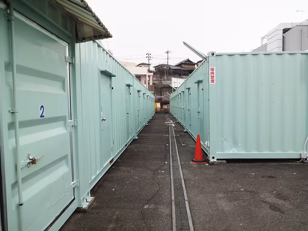 トランクルーム本多聞店敷地内